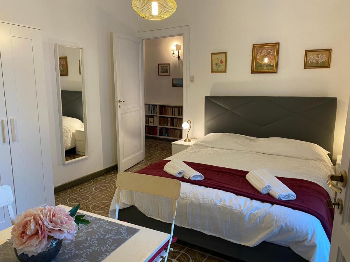 Rooms In San Domenico Maggiore 3 Νάπολη Εξωτερικό φωτογραφία