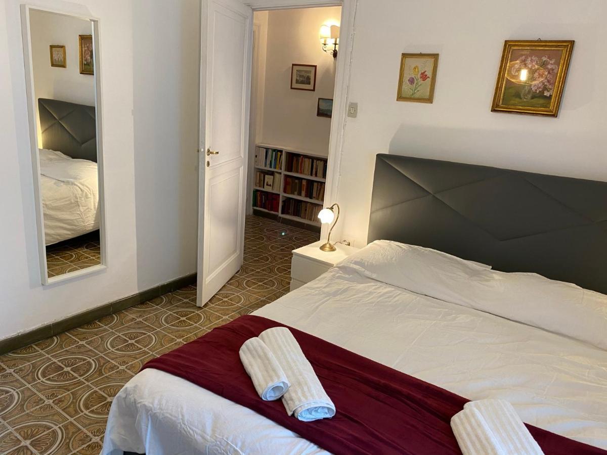 Rooms In San Domenico Maggiore 3 Νάπολη Εξωτερικό φωτογραφία